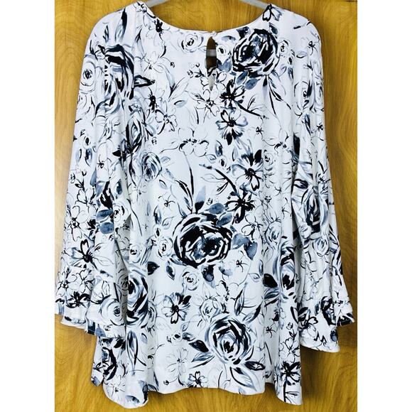 Karl Lagerfeld Paris Sz 3X Blk Wht Floral Keyhole back Layered Flutter Slv Tunic - Picture 2 of 8